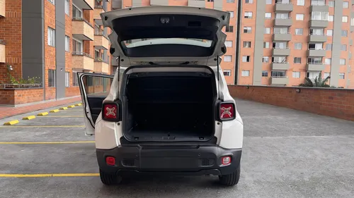 Jeep Renegade 1.8 Sport At