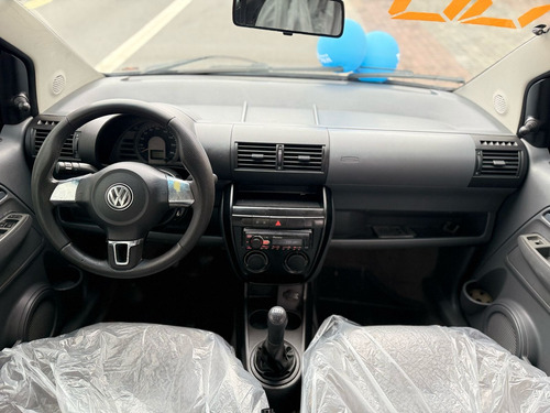 Volkswagen Fox 1.0 Plus Total Flex 5p