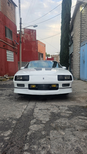 Camaro Iroc Z Modelo 1988, V8.