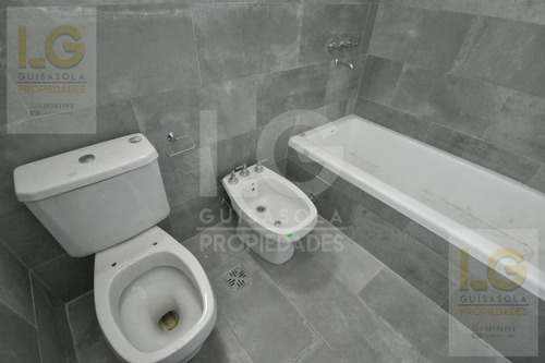 Imagen 29 de 30 de Departamento En Venta De 3 Ambientes Con Cochera En Quilmes - Pisos De Categoria