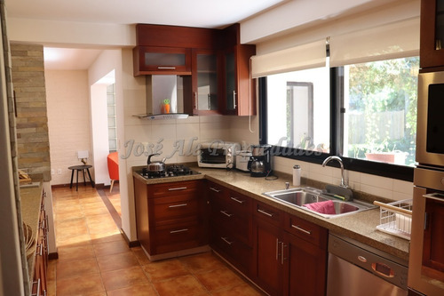 Imagen 15 de 29 de En Venta - Hermosa Casa En Colonia De Sacramento