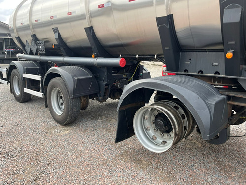 Carreta Randon Tanque Inox 2015 Semi Reboque Preta 38.500