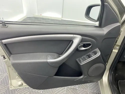Renault Logan 1.6 Dynamique Fii