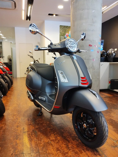 Imagen 3 de 15 de Vespa Gts 300 Super 300 Sport Entrega Inmediata!!!!