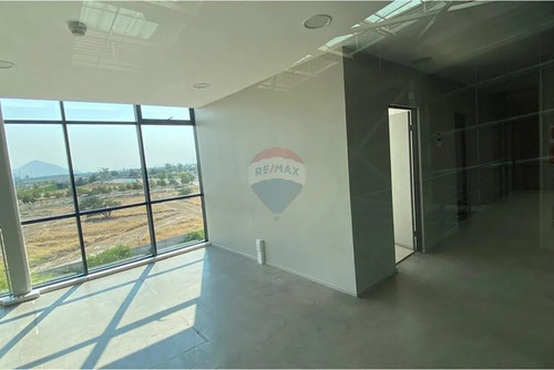 Bodega Con Oficina En Arriendo, Pudahuel, Santiago