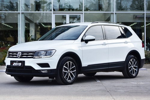 Imagen 3 de 23 de Volkswagen Tiguan 1.4 Tsi Trendline 150cv Dgs 2019 - Car Cas