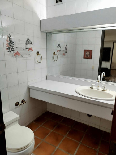 Alquilo Anexo De 2h, 2b, 1pe, Ref. 450 (servicios Incluidos)