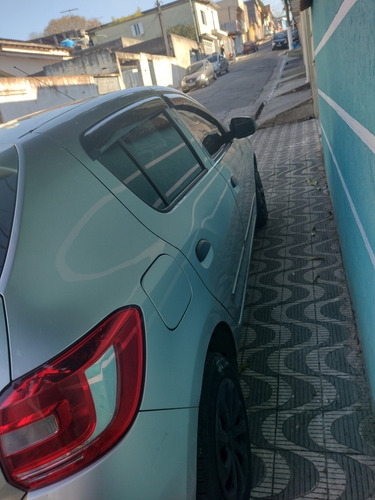 Imagem 2 de 10 de Renault Sandero 2018 1.0 12v Authentique Sce 5p