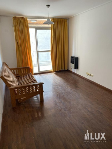 Imagen 26 de 30 de Departamento Venta Dos Dormitorios Excelente Ubicación - Balcarce Y Catamarca