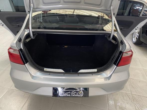 Voyage 1.0 City Mi Total Flex 8v 4p Completo Prata Impecável
