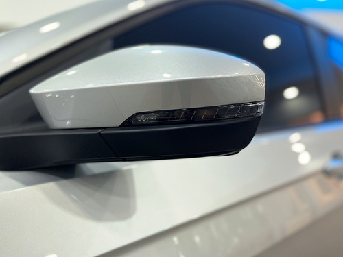 Imagen 7 de 14 de Volkswagen Tcross Trendline At