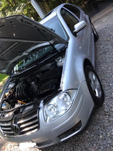 Volkswagen Bora 2.0 Trendline 115cv 2012