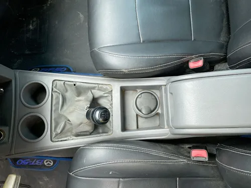 Mazda BT-50 2.2 B22D29 MT 4X2