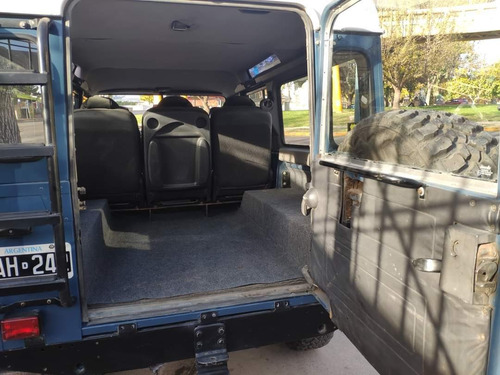 Imagen 8 de 10 de Land Rover Defender 2.5 110 Sw 1997