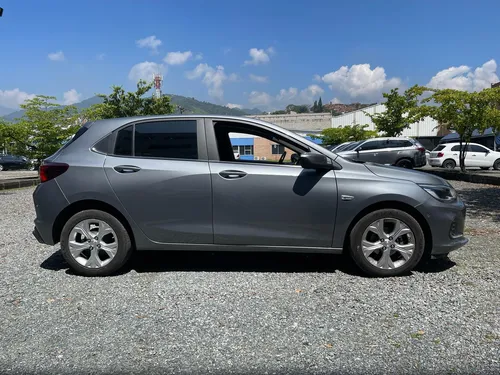 Chevrolet Onix 1.0T Premier Hatch At