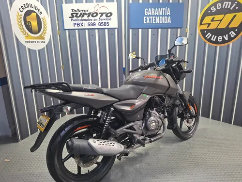 Bajaj Pulsar 180 Fi Neon