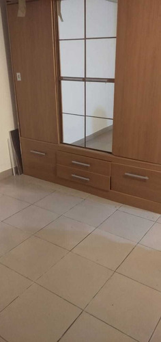 Imagen 1 de 8 de Alquilo Pequeño Apartamento, Céntrico Y Barato