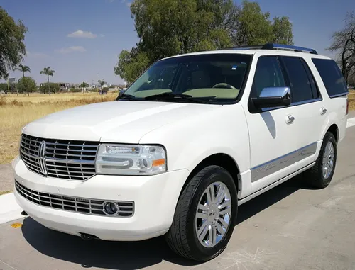 Lincoln Navigator Vagoneta Qc Dvd R-20 Lujo L 4x2 At