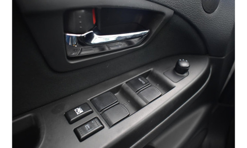 Imagem 6 de 11 de Sx4 2.0 4x4 16v Gasolina 4p Automático