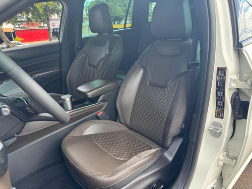 Jeep Commander Ovr Td380