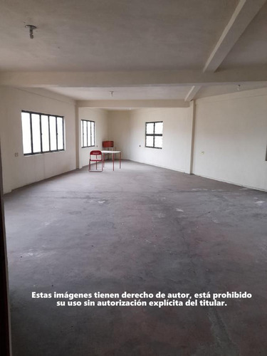 Locales Comerciales Con Oficinas Y Bodega En Venta En San Nicolás
