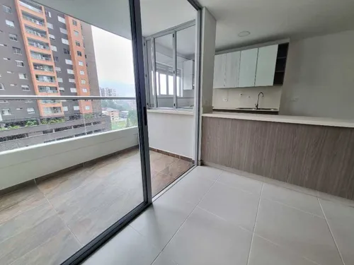 Apartamento Loma De Los Mesa 3 Alcobas, Biblioteca, Balcon Y Terraza