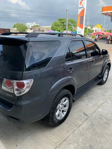 Toyota Fortuner 2.7l 4x2