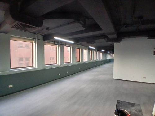 Excelentes Oficinas Panta Libre De 359 M2 Recién Remodelada