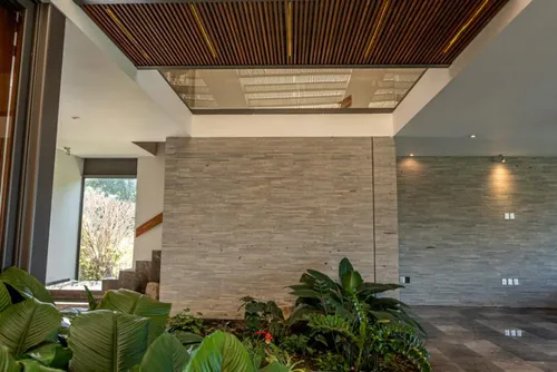 Casa En Venta En Colonia Altozano, Cuauhtémoc, Colima