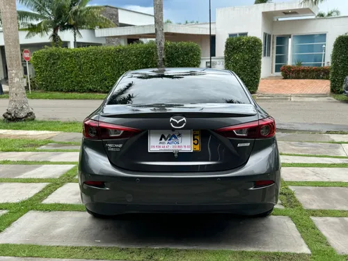 Mazda 3 2.0 Touring At