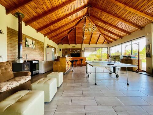 Exclusiva Casa En Venta