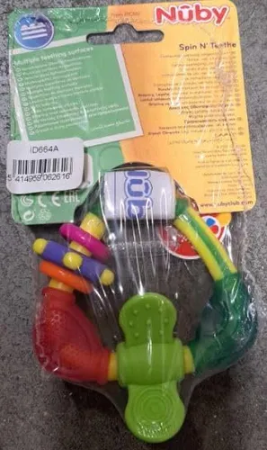 Nuby Spin N Dientes Teether, Los Colores Pueden Variar