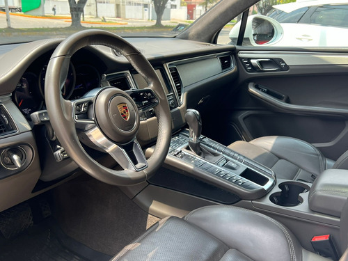 Porsche Macan 3.6 Turbo At