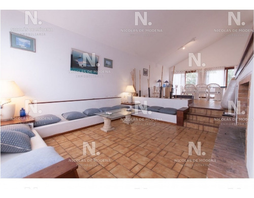 Gran Chalet En Venta- Ref: 3498