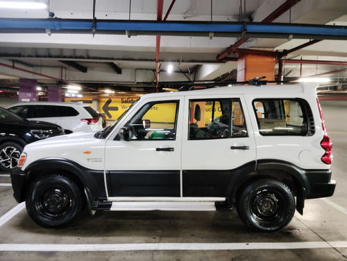 Mahindra Scorpio 4x2 Full Llantas