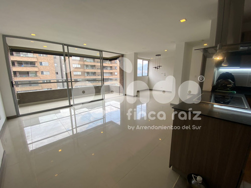 Apartamento En Alquiler En Medellín - Poblado 