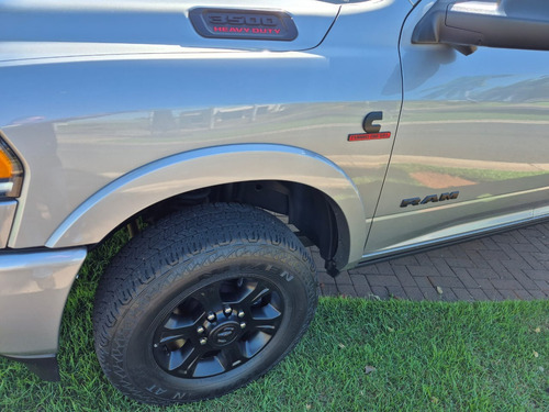 RAM Ram 3500 6.7 Laramie Night Edition Cab. Dupla 4x4 Aut. 4p