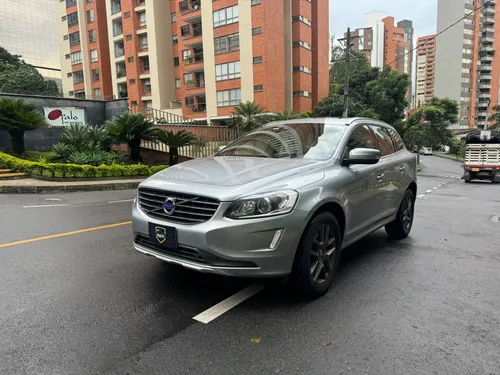 Volvo XC60 2.0 T5 Awd Summum