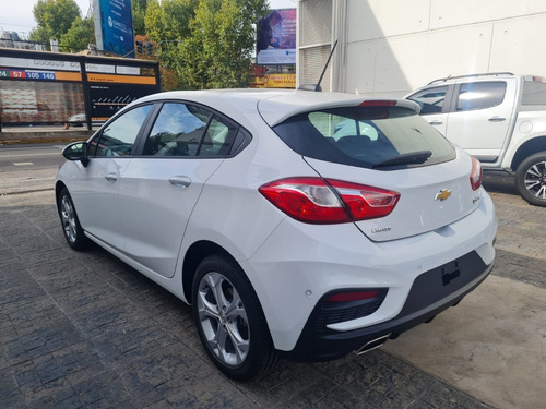 Imagen 4 de 25 de Nuevo Chevrolet Cruze 5 Lt 2023 Automatico Nuevo 0km Smar1