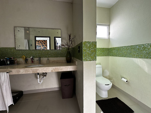 Casa En Venta En Cholul De Una Planta.