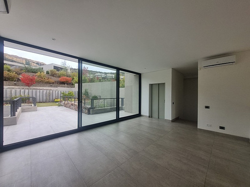 Condominio Casa En Venta Sector Camino Central