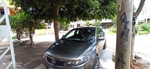 Kia Cerato 2012