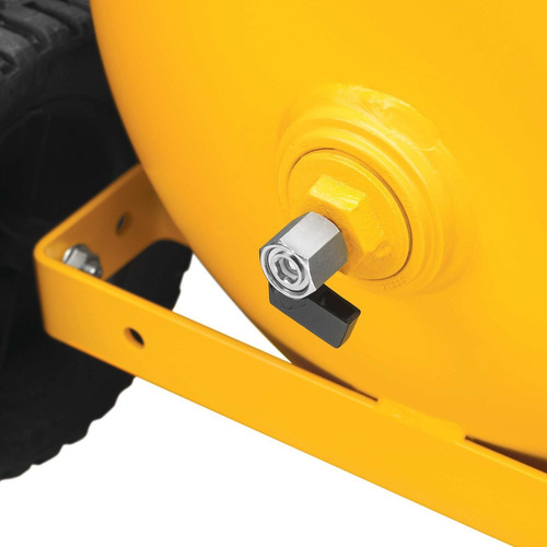 Imagen 4 de 9 de Compresor de aire eléctrico DeWalt D55168 15gal 1.6hp 120V amarillo