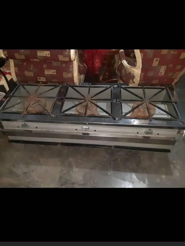 Imagen 1 de 1 de Cocina Semi Industrial 3 Hornillas Totalmente Nueva Zona Sur