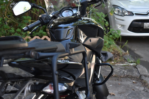 Bajaj Rouser 200 Ns