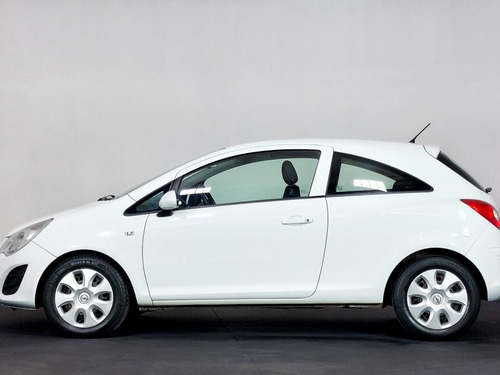Imagen 7 de 15 de Opel Corsa 1.4 Essentia Mt