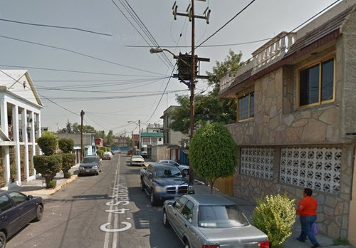 Venta Casa En 3a De Sabadino Jaime, Col U. H. Vicente Guerrero, Iztapalapa. Ton-007 (lcdmx12390000)