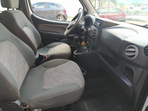 Imagem 19 de 25 de Fiat Doblo 1.4 Mpi Attractive 8v