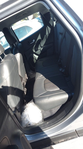 Imagen 5 de 7 de Fiat Toro 1,8 Freedom 4x2 At 2022 G