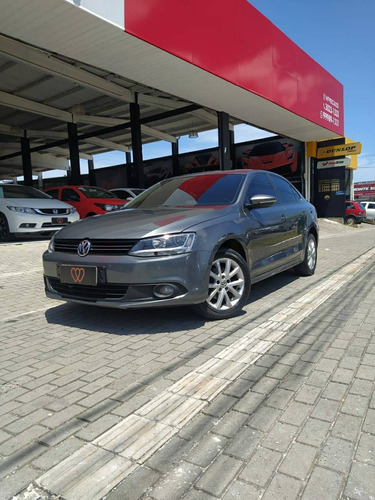 Volkswagen Jetta 2.0 Comfortline Flex 4p Manual